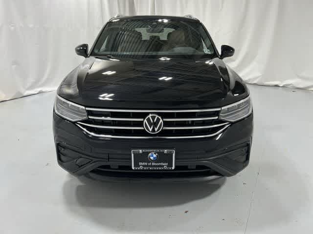 Thumbnail: 2023 Volkswagen Tiguan - 16