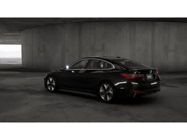 Thumbnail: 2025 BMW i4 - 2