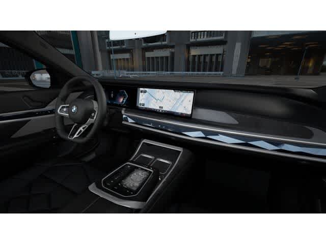 2025 BMW 7 Series 740i xDrive 14
