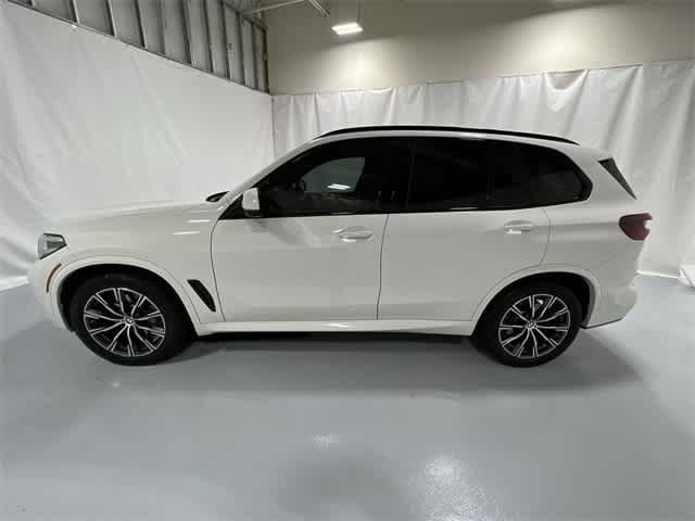 Thumbnail: 2023 BMW X5 - 11