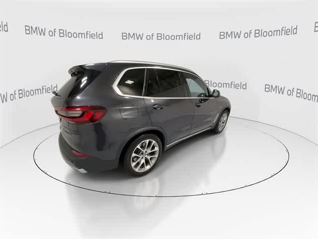 Thumbnail: 2023 BMW X5 - 8