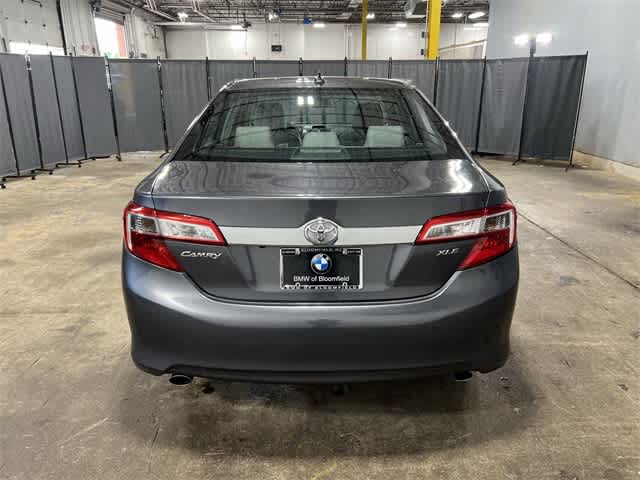 2014 Toyota Camry XLE 13