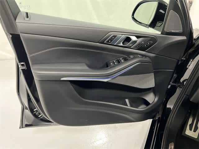 Thumbnail: 2023 BMW X5 - 35