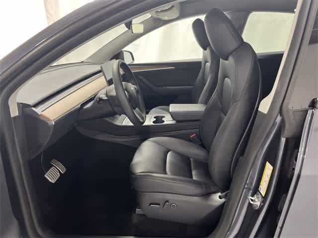 Thumbnail: 2023 Tesla Model Y - 10