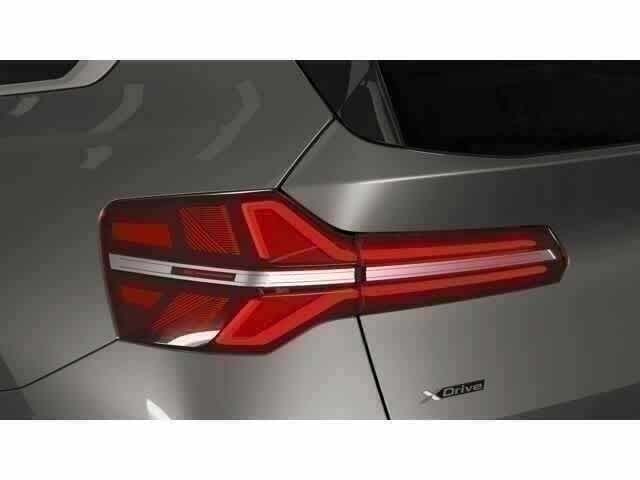 Thumbnail: 2025 BMW X3 - 8