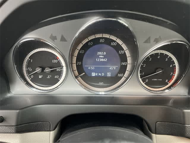 Thumbnail: 2010 Mercedes-Benz C-Class - 30