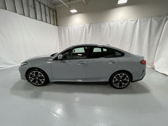 Thumbnail: 2025 BMW 2 Series - 11