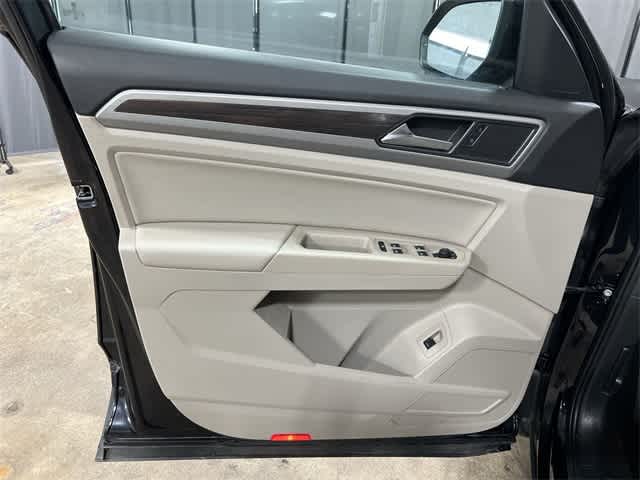 Thumbnail: 2020 Volkswagen Atlas - 35