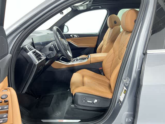 Thumbnail: 2025 BMW X5 - 10