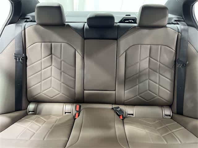 Thumbnail: 2025 BMW i5 - 22