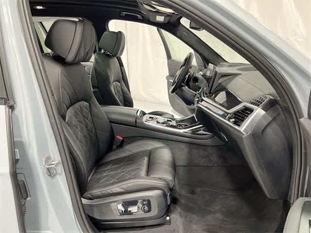 Thumbnail: 2024 BMW X7 - 26