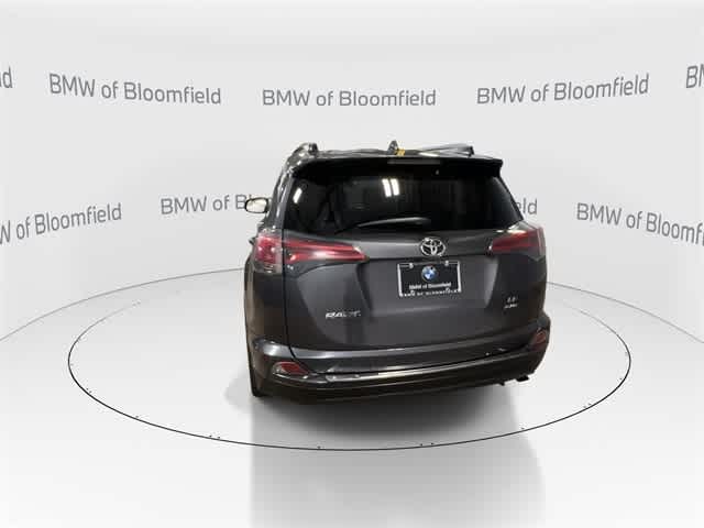 Thumbnail: 2017 Toyota RAV4 - 6