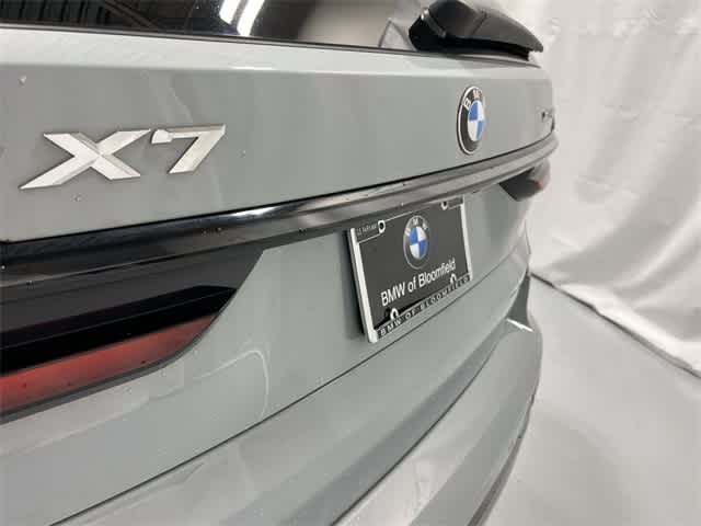 Thumbnail: 2024 BMW X7 - 17