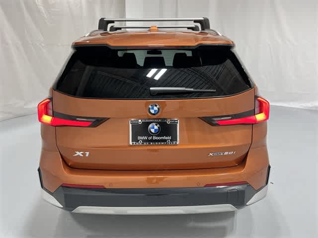 Thumbnail: 2025 BMW X1 - 13