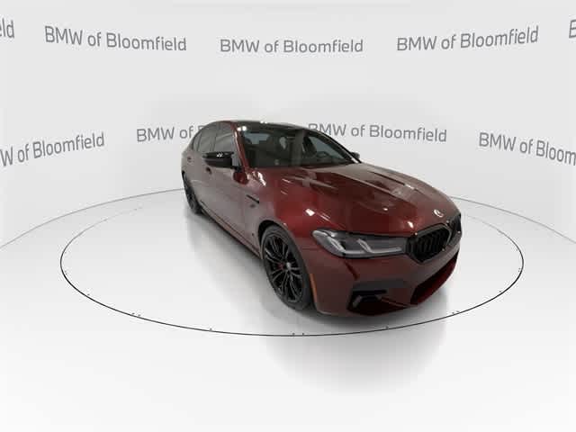 Thumbnail: 2022 BMW M5 - 2