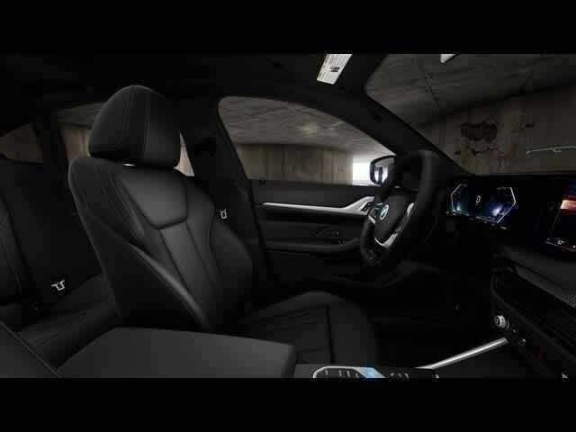 Thumbnail: 2025 BMW i4 - 10