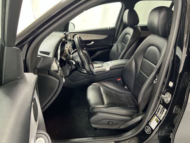 Thumbnail: 2021 Mercedes-Benz GLC - 21