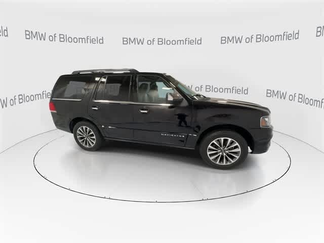Thumbnail: 2016 Lincoln Navigator - 9