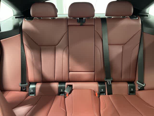 Thumbnail: 2023 BMW i4 - 22