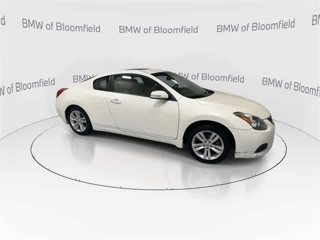 Thumbnail: 2010 Nissan Altima - 9