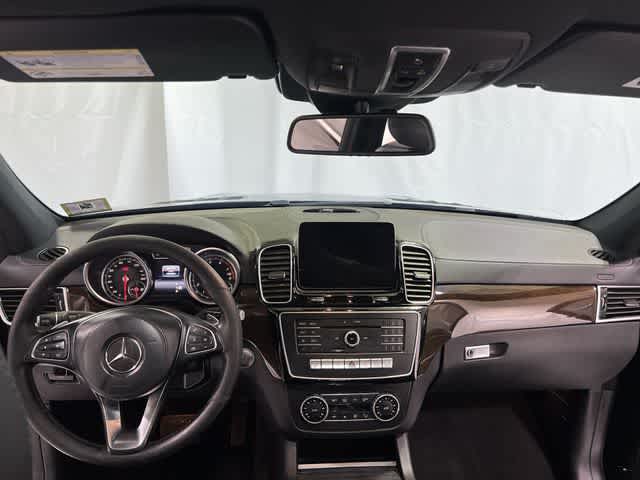 Thumbnail: 2017 Mercedes-Benz GLS - 20