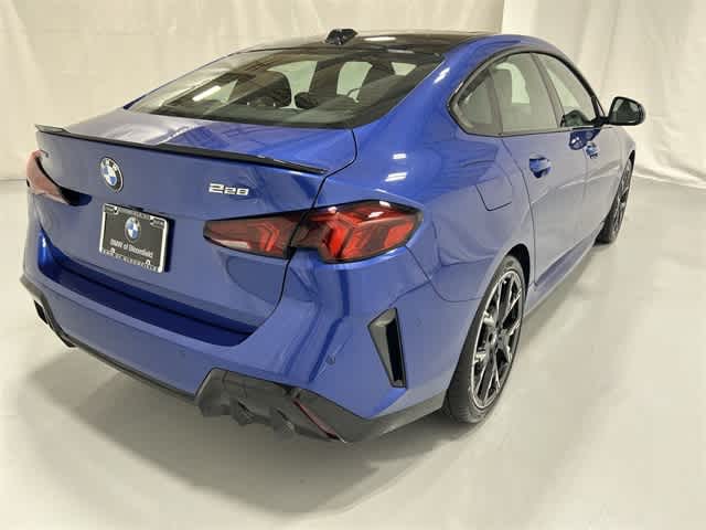 Thumbnail: 2025 BMW 2 Series - 14