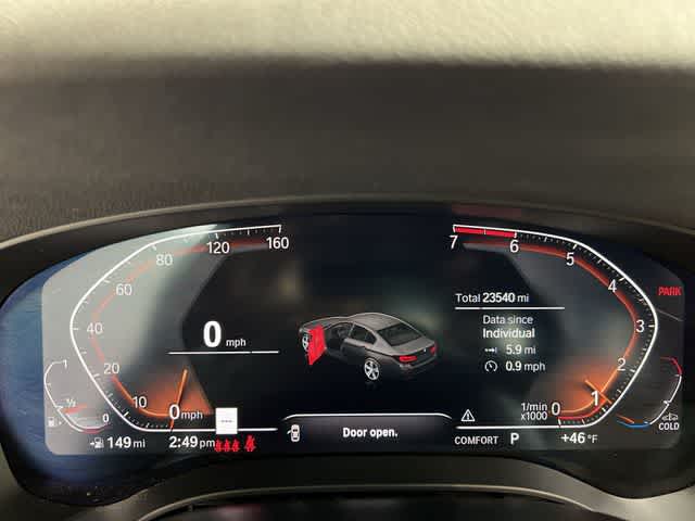 Thumbnail: 2023 BMW 5 Series - 31