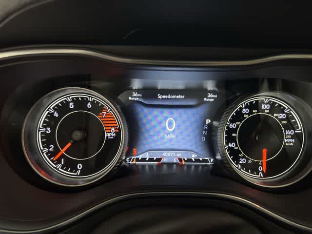 Thumbnail: 2020 Jeep Cherokee - 31