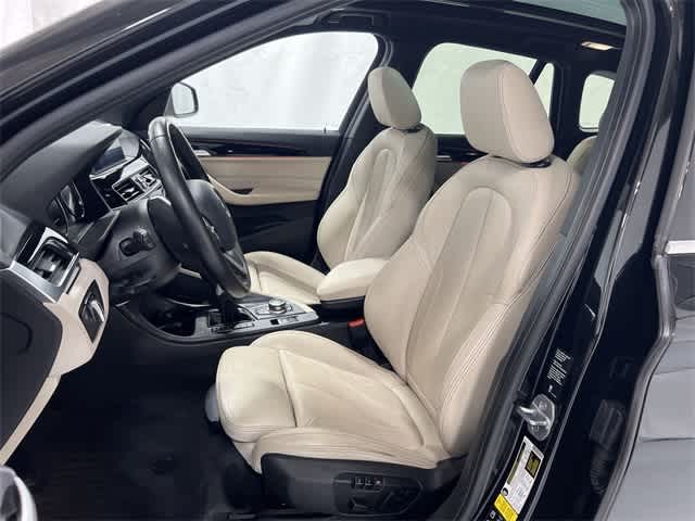 Thumbnail: 2019 BMW X1 - 21