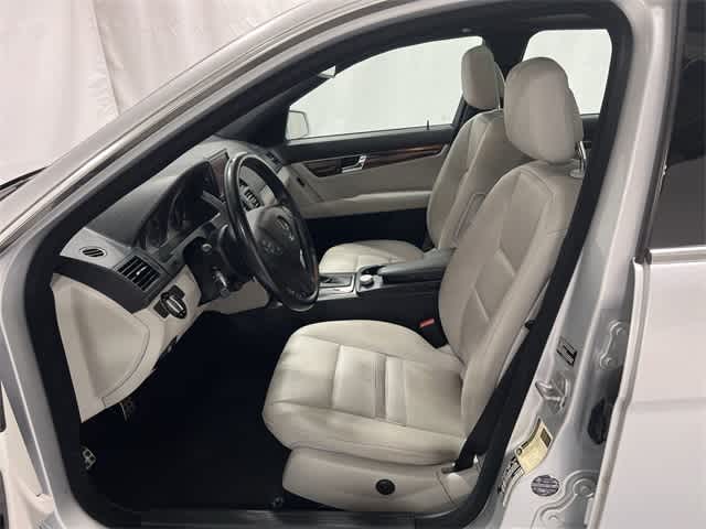 Thumbnail: 2010 Mercedes-Benz C-Class - 10