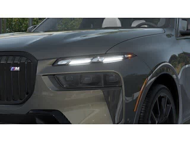 Thumbnail: 2027 BMW X7 - 7