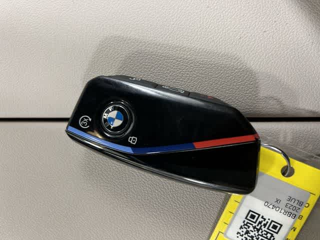 Thumbnail: 2023 BMW iX - 32