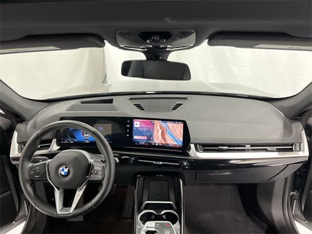 Thumbnail: 2025 BMW X1 - 20