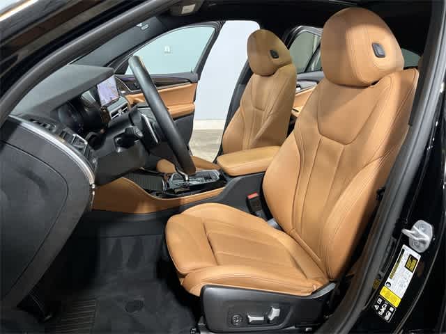 Thumbnail: 2023 BMW X4 - 21