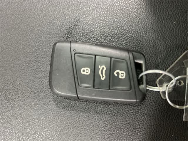 Thumbnail: 2019 Volkswagen Jetta - 33