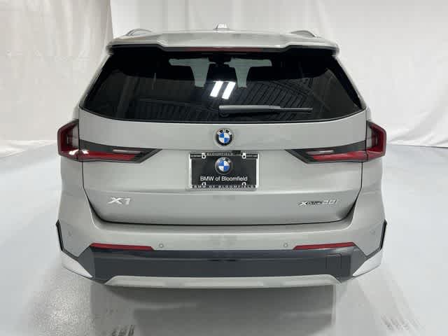 Thumbnail: 2025 BMW X1 - 13