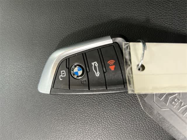 Thumbnail: 2025 BMW 3 Series - 34