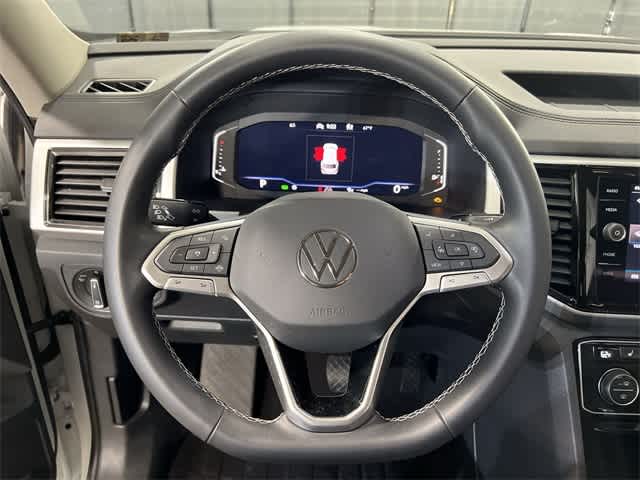 2022 Volkswagen Atlas SE 27