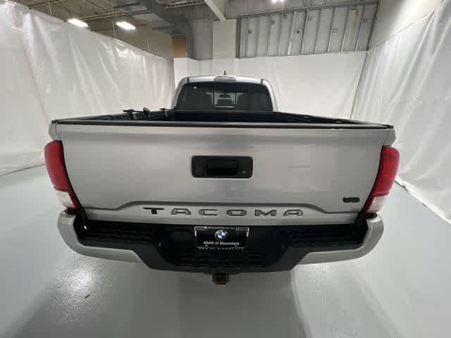 Thumbnail: 2017 Toyota Tacoma - 13