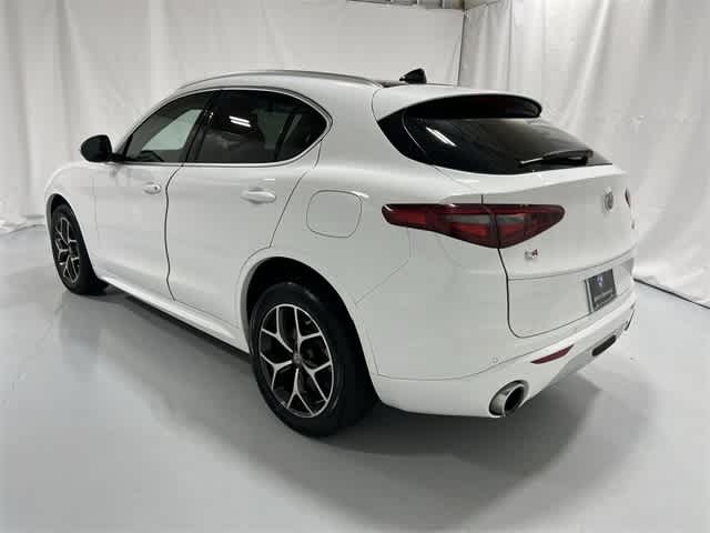 Thumbnail: 2021 Alfa Romeo Stelvio - 12