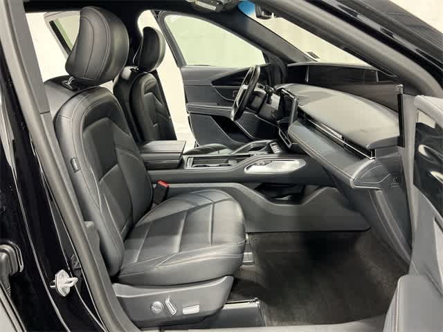 Thumbnail: 2024 Lincoln Nautilus - 26