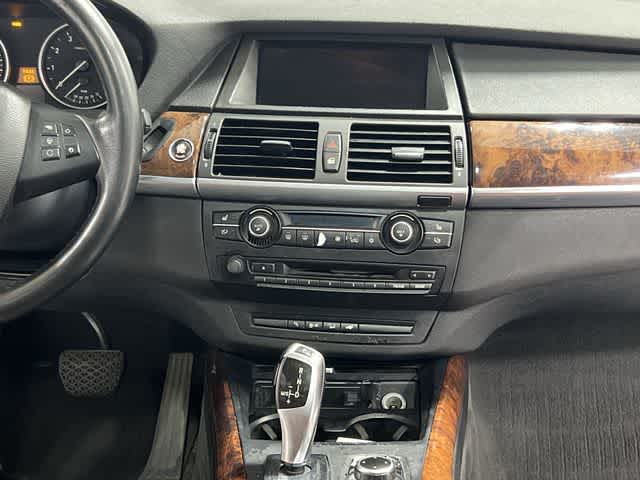 Thumbnail: 2013 BMW X5 - 27