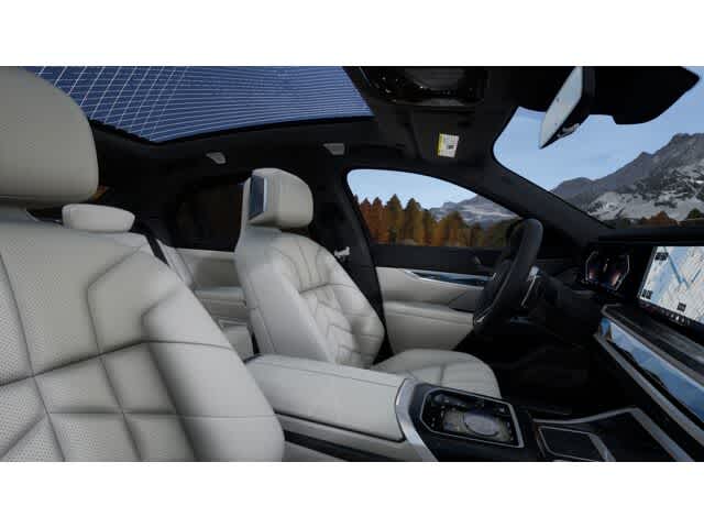 Thumbnail: 2025 BMW 7 Series - 9