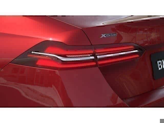 Thumbnail: 2026 BMW 5 Series - 8