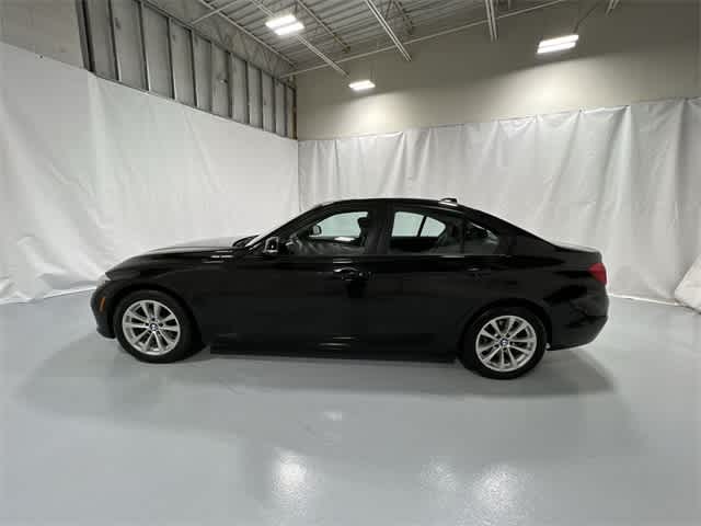 Thumbnail: 2017 BMW 3 Series - 11