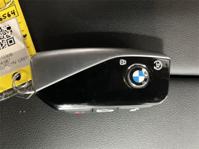 Thumbnail: 2024 BMW X7 - 33