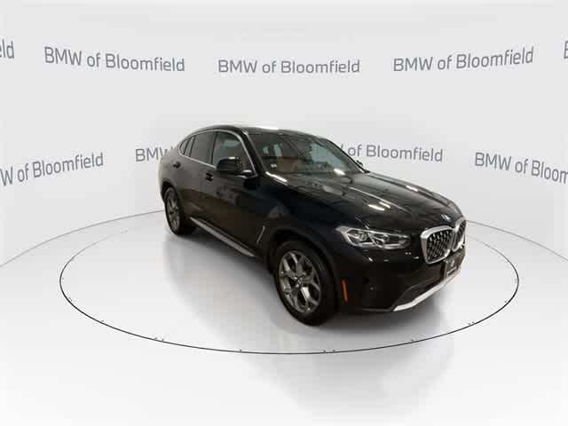 Thumbnail: 2023 BMW X4 - 2