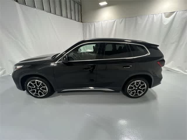 Thumbnail: 2025 BMW X1 - 11
