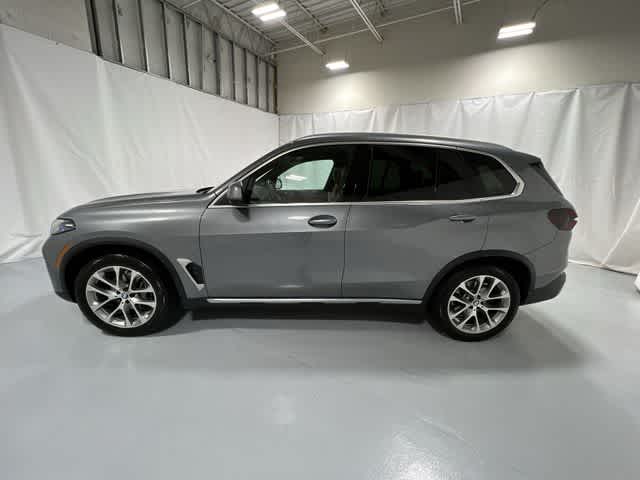 Thumbnail: 2025 BMW X5 - 11