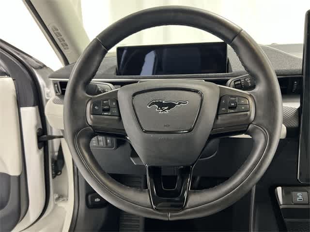 Thumbnail: 2022 Ford Mustang Mach-E - 27